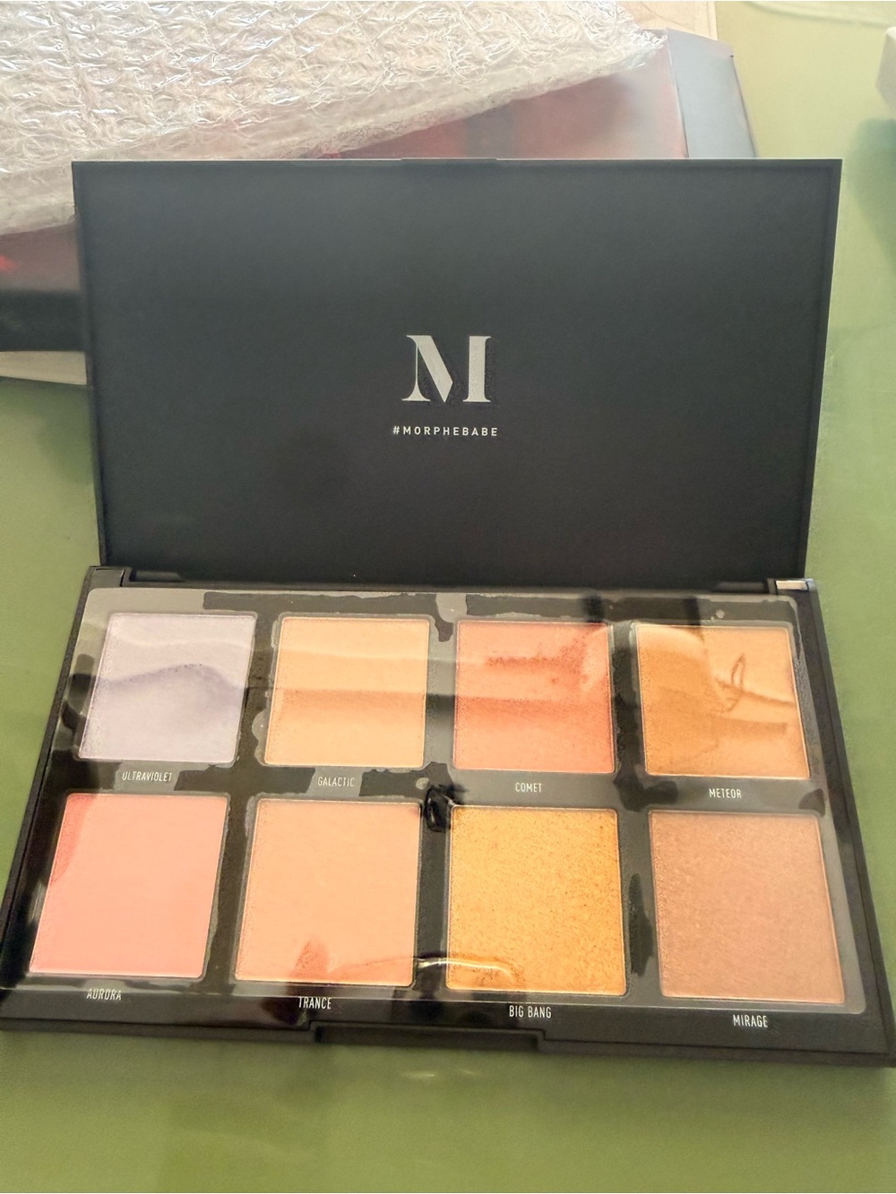 Morphe 10-Shade Peach, Pink & Gold Highlighter Palette